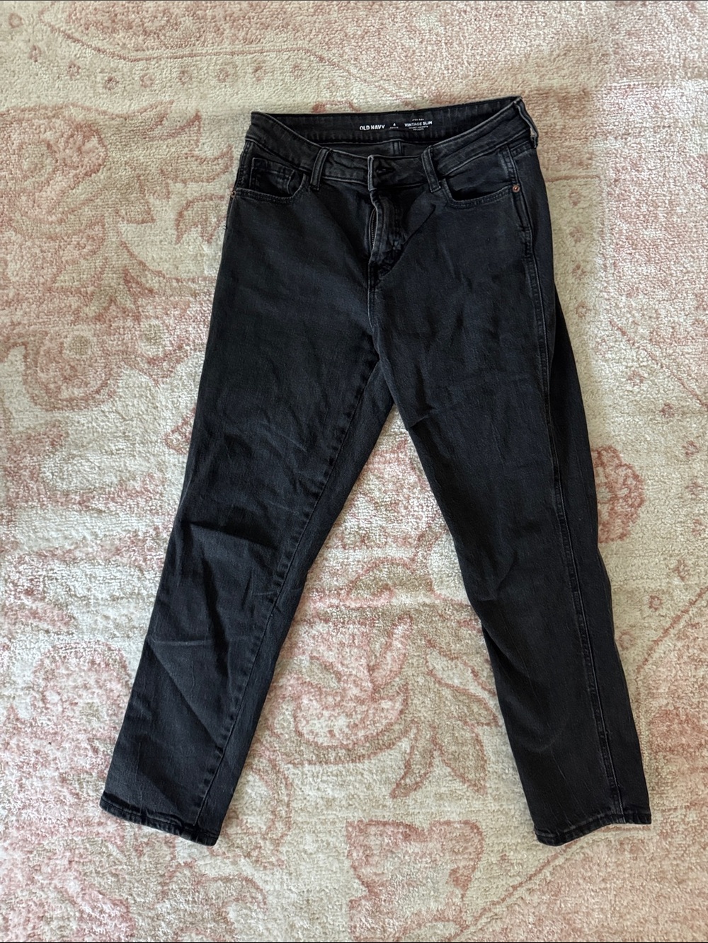 Old Navy Women's Black Straight Leg Jeans